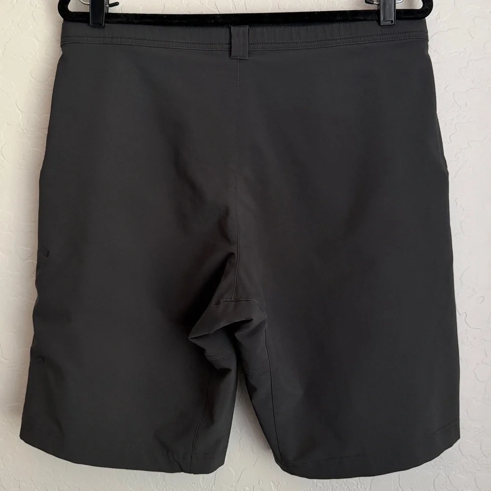 REI Men's Belted Outdoor Shorts Dark Gray Medium? - Picture 2 of 10